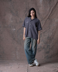 Camisa Unisex Polas Y Playa Gris Boxy Fit (Rayón)