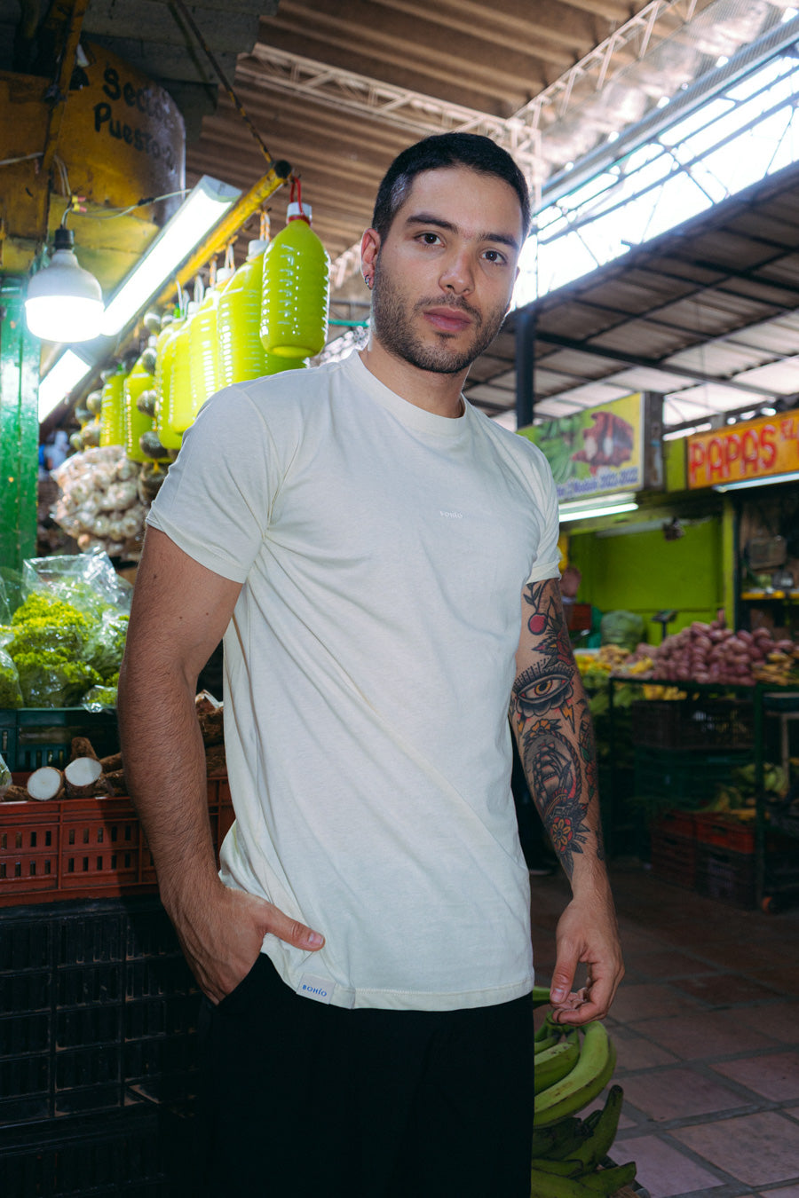 Camiseta Unisex Regular Marfil Bohío (Tela eco y algodón 155 gr)