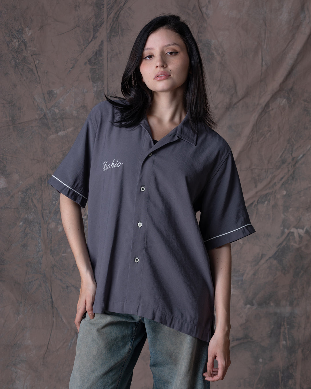 Camisa Unisex Polas Y Playa Gris Boxy Fit (Rayón)