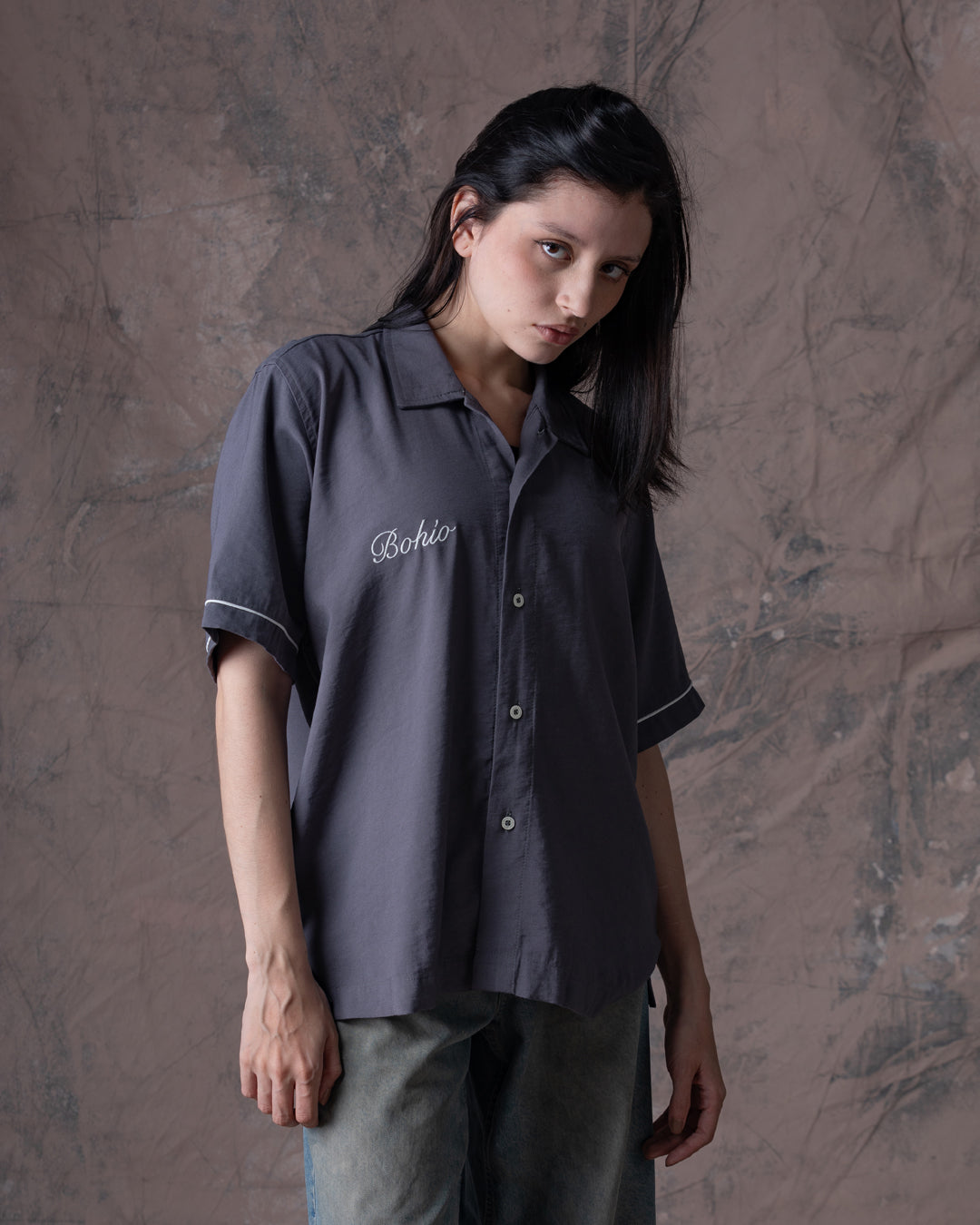 Camisa Unisex Polas Y Playa Gris Boxy Fit (Rayón)