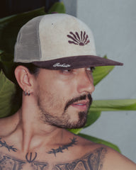 Gorra unisexe Trucker Renacer café y beige (Velours côtelé)