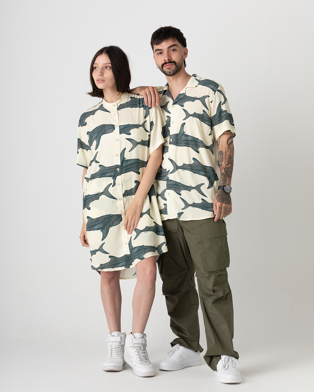 Men's Whale Shark Shirt (Beige Chalis)
