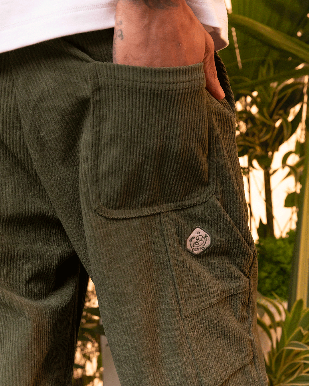 Pantalón Unisex Verde Militar (Velours côtelé)