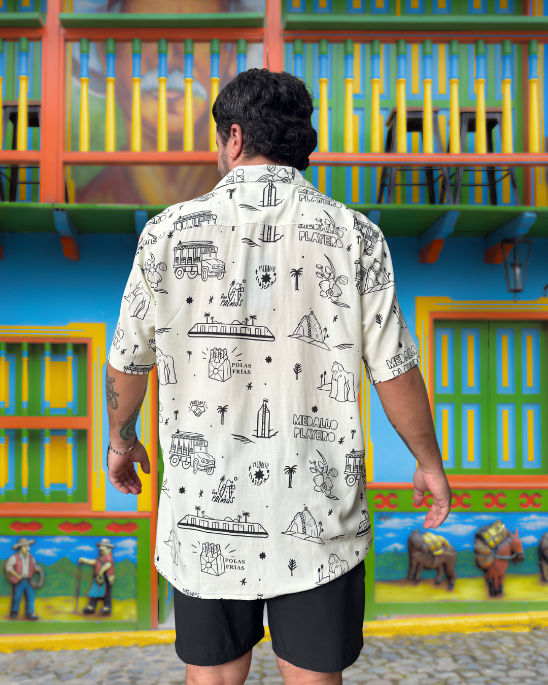Men’s Medellín Florece Shirt (Rayon)